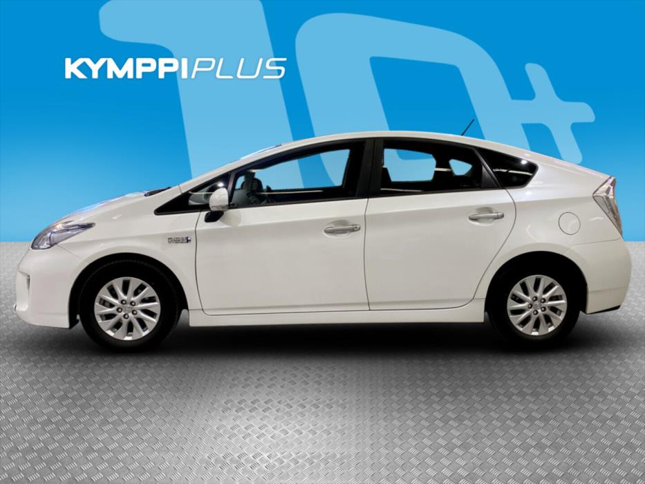 TOYOTA Prius PHEV 2015