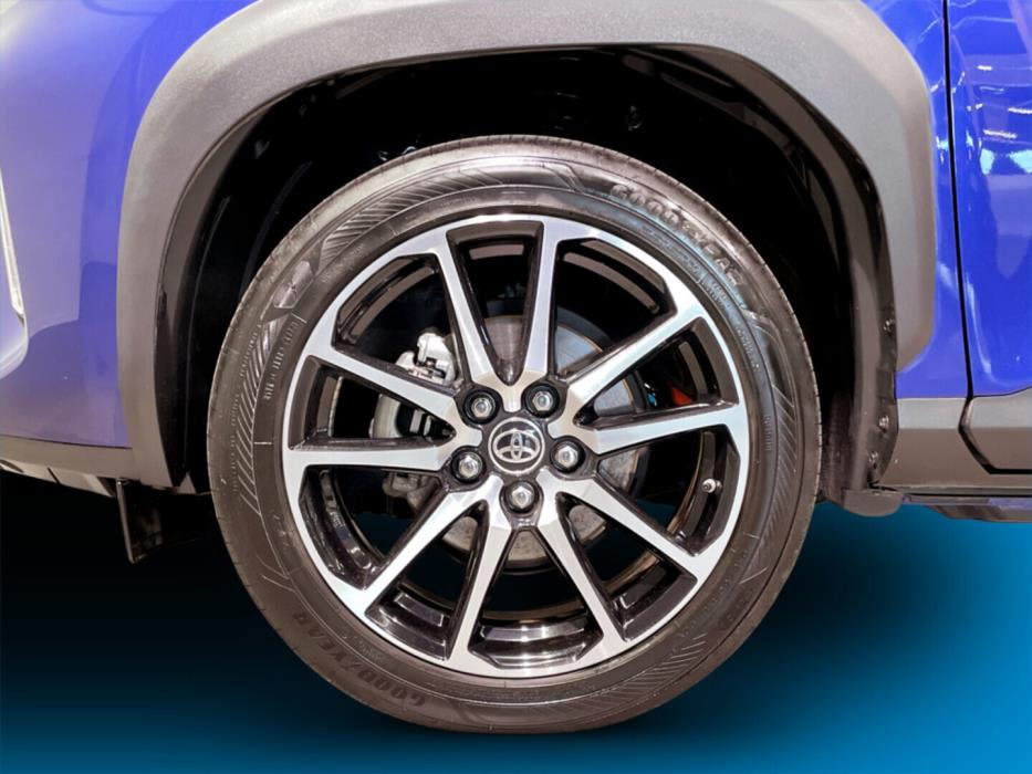 TOYOTA Yaris Cross 2023