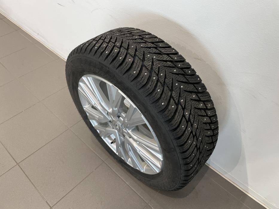 TOYOTA Yaris Cross 2023