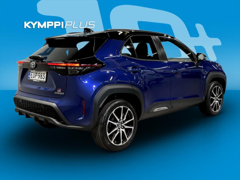 TOYOTA Yaris Cross 2023