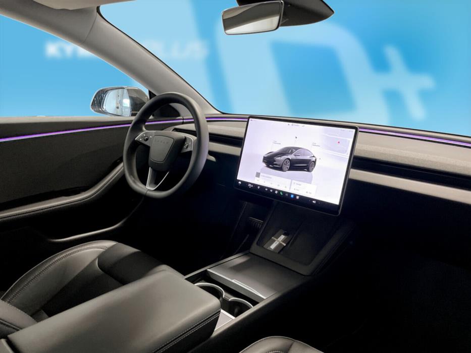 TESLA Model 3 2023