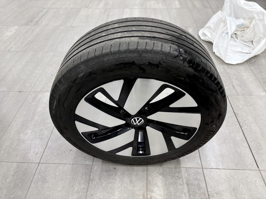 VOLKSWAGEN ID. Buzz 2023