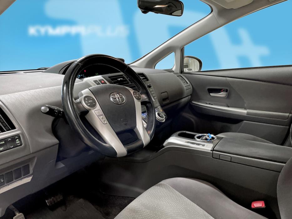 TOYOTA Prius+ 2013