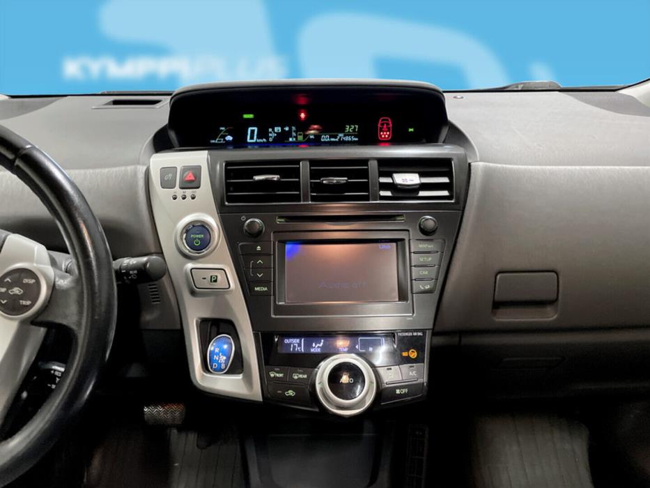TOYOTA Prius+ 2013