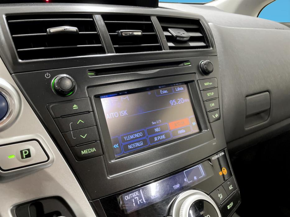 TOYOTA Prius+ 2013