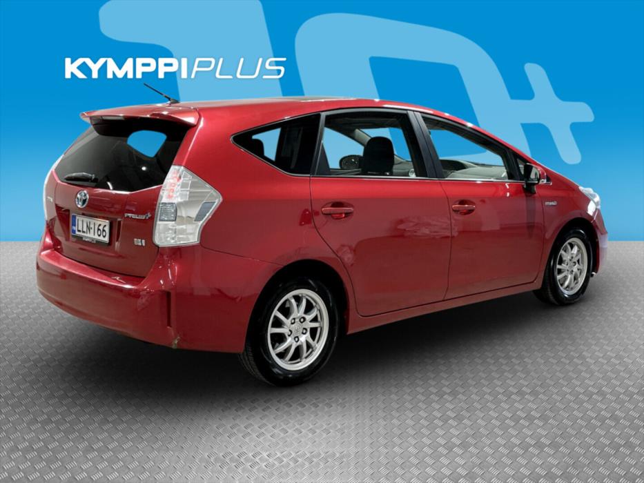 TOYOTA Prius+ 2013