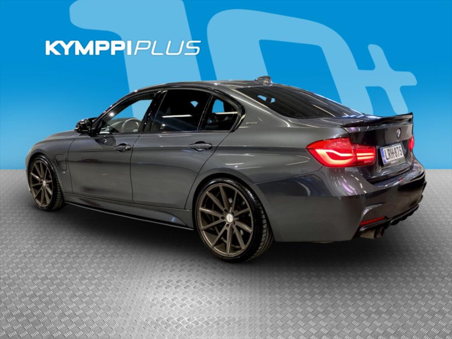 BMW 330 2017