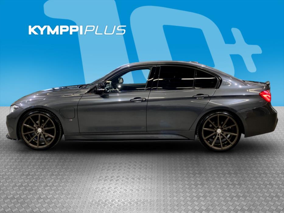 BMW 330 2017