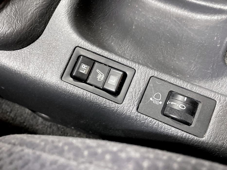 TOYOTA Corolla 2000