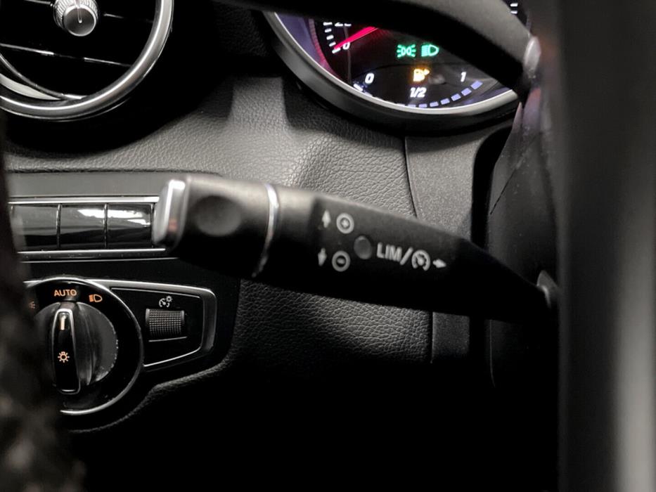 MERCEDES-BENZ C 2015