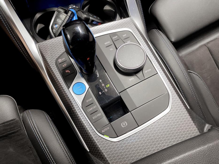 BMW i4 2023