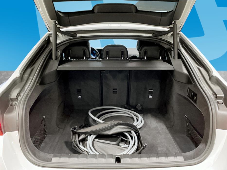 BMW i4 2023