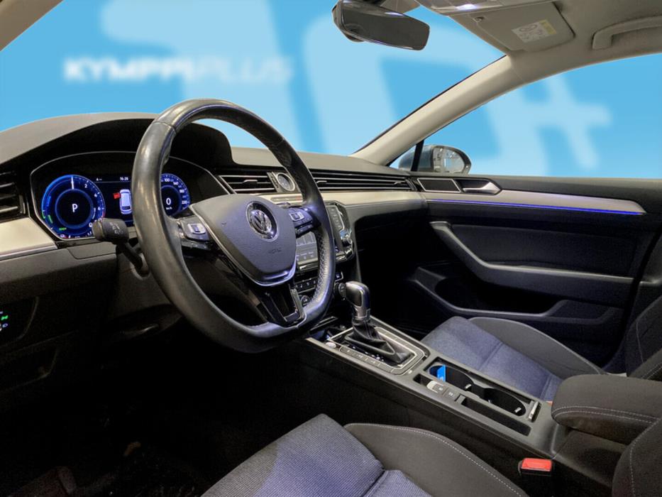 VOLKSWAGEN Passat 2017