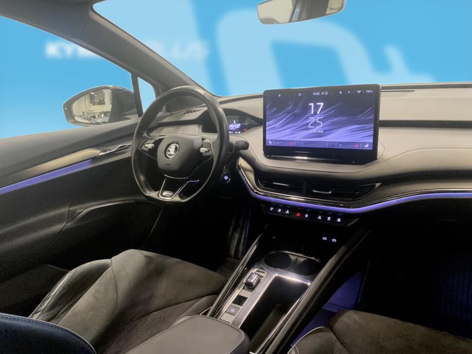 SKODA Enyaq 2023