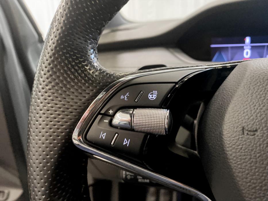 SKODA Enyaq 2023