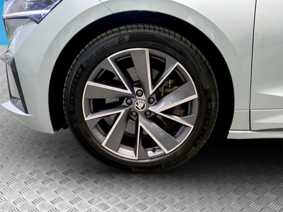 SKODA Enyaq 2023
