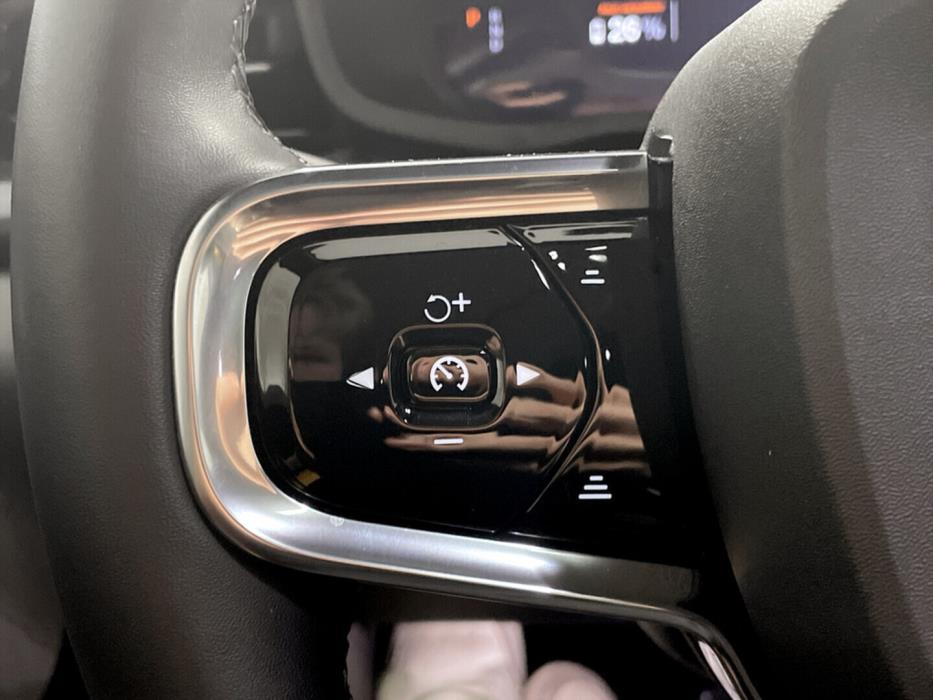 POLESTAR 2 2023