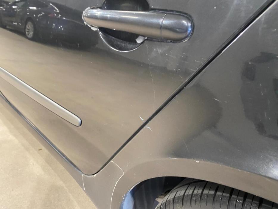 RENAULT Laguna 2003