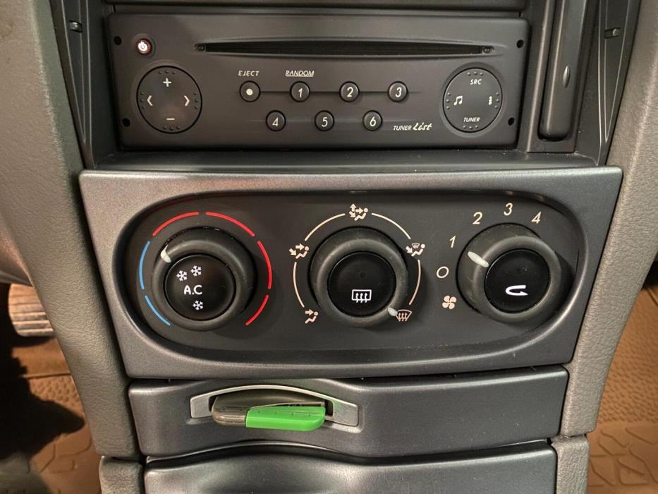 RENAULT Laguna 2003