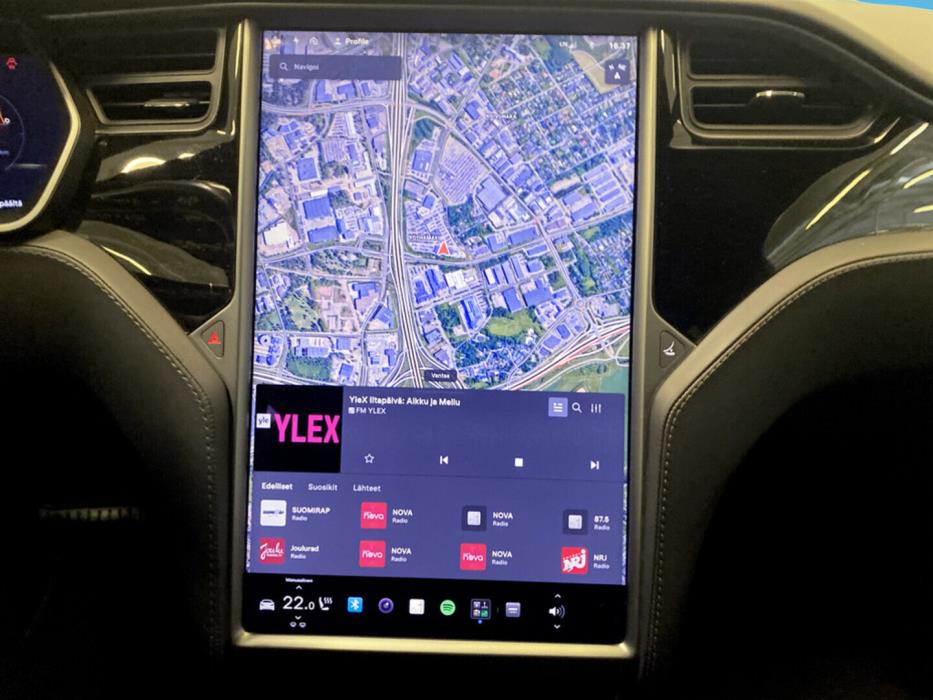 TESLA Model S 2018
