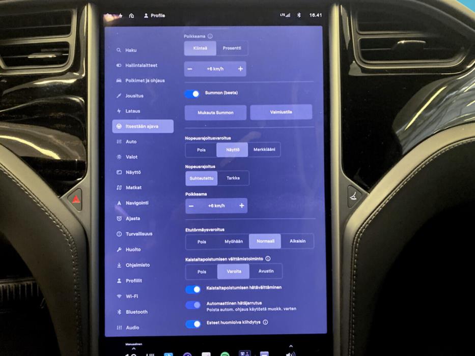 TESLA Model S 2018