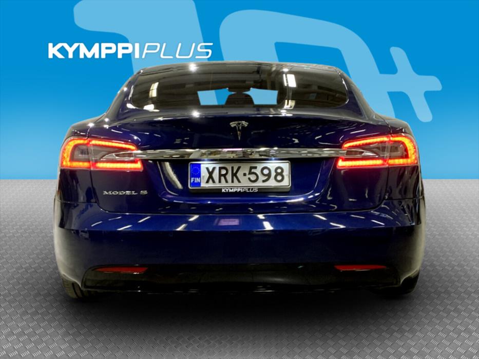 TESLA Model S 2018