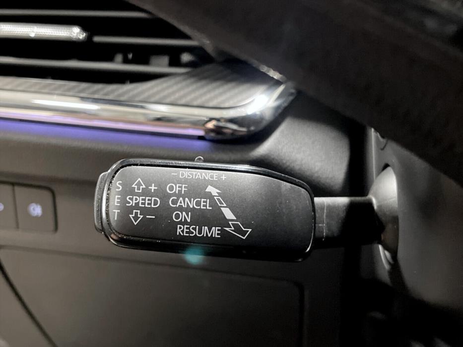 SKODA Enyaq 2023