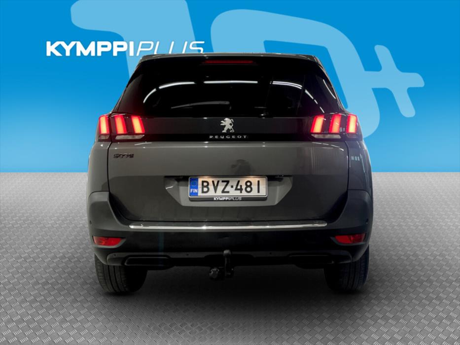 PEUGEOT 5008 2019