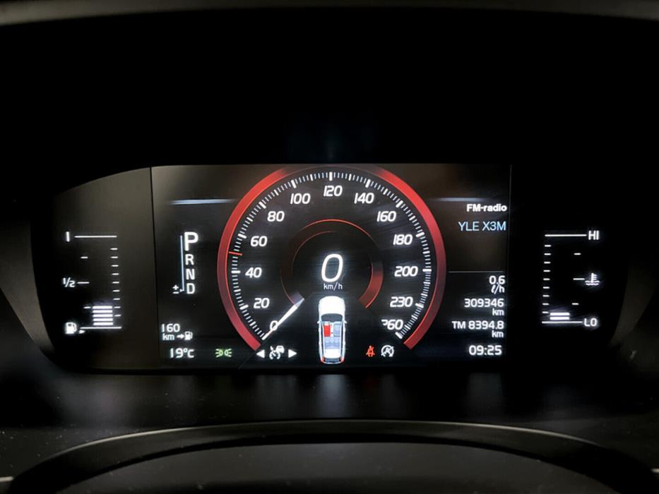 VOLVO V90 Cross Country 2017