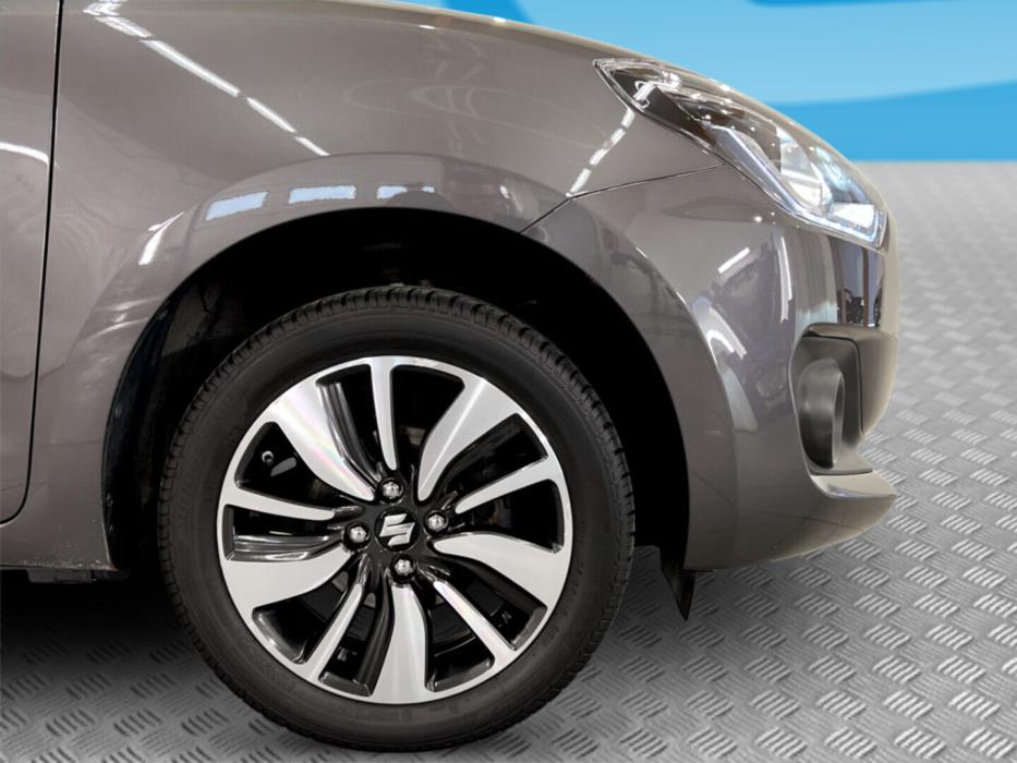 SUZUKI Swift 2018