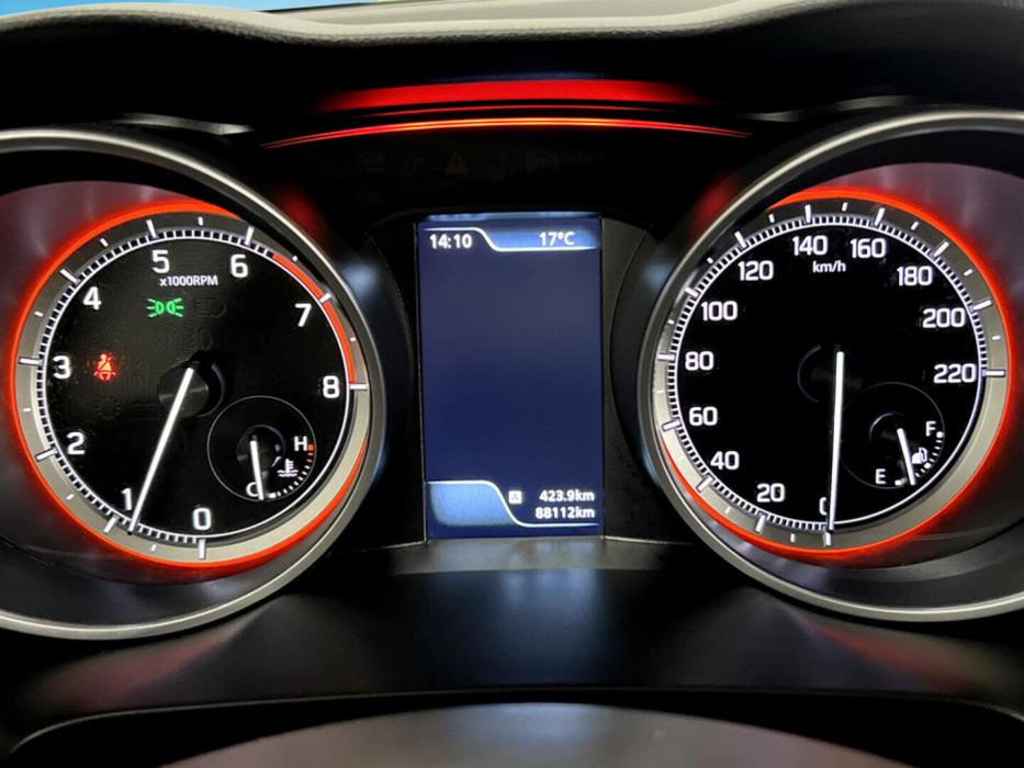 SUZUKI Swift 2018