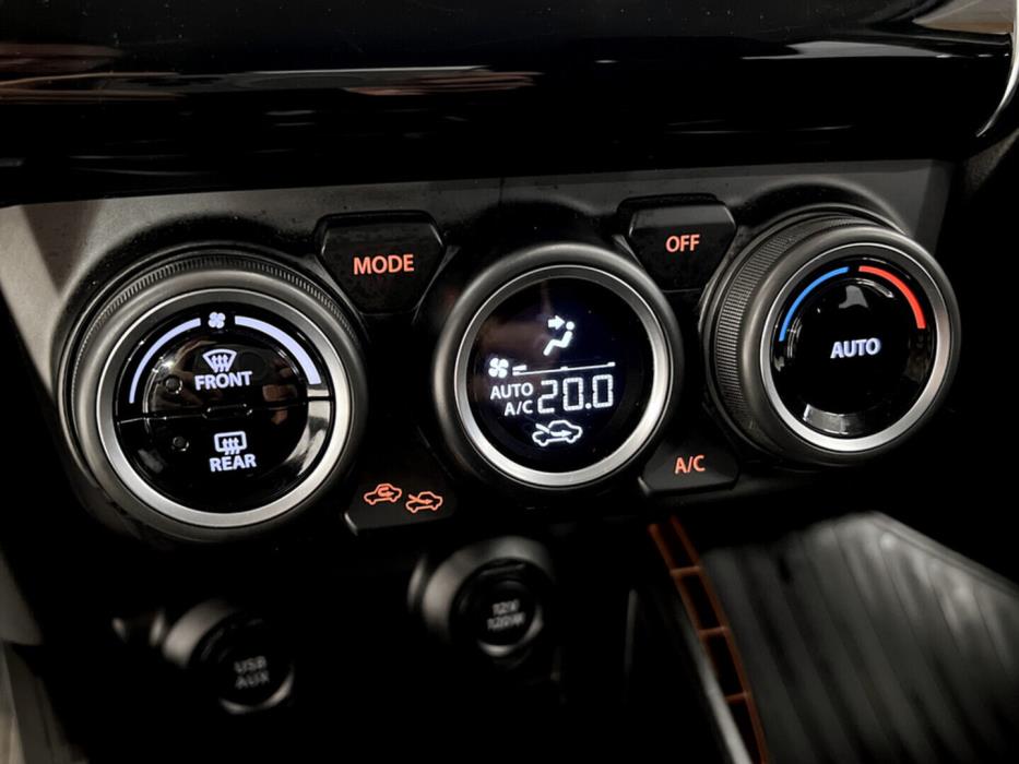 SUZUKI Swift 2018