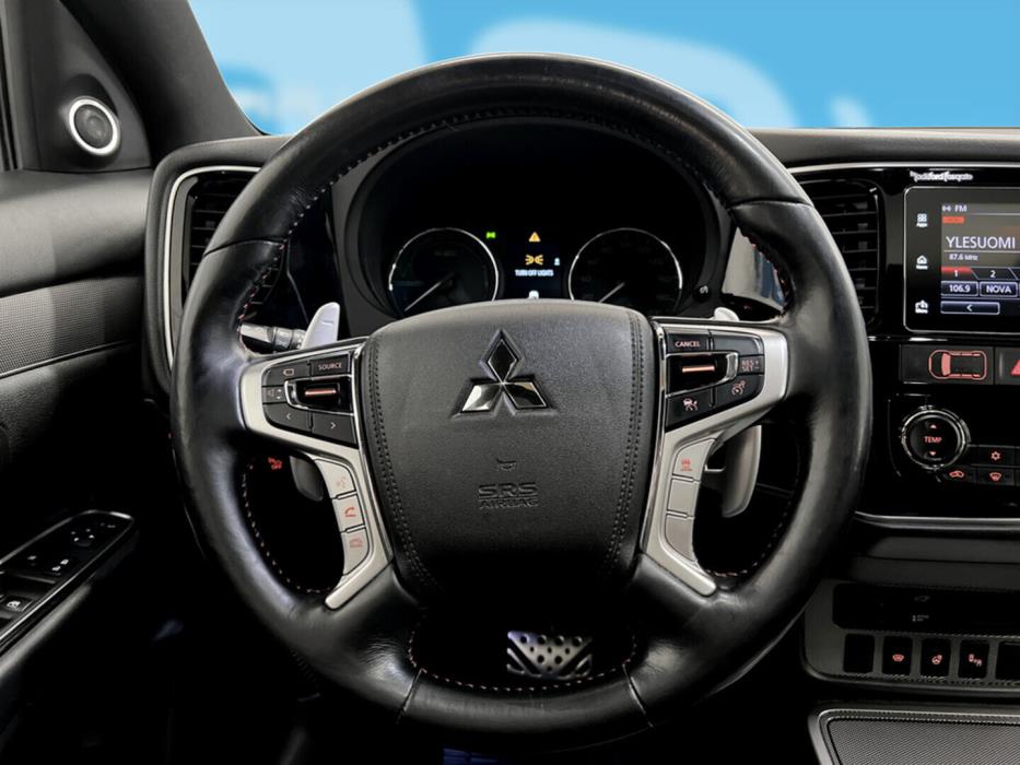 MITSUBISHI Outlander PHEV 2018