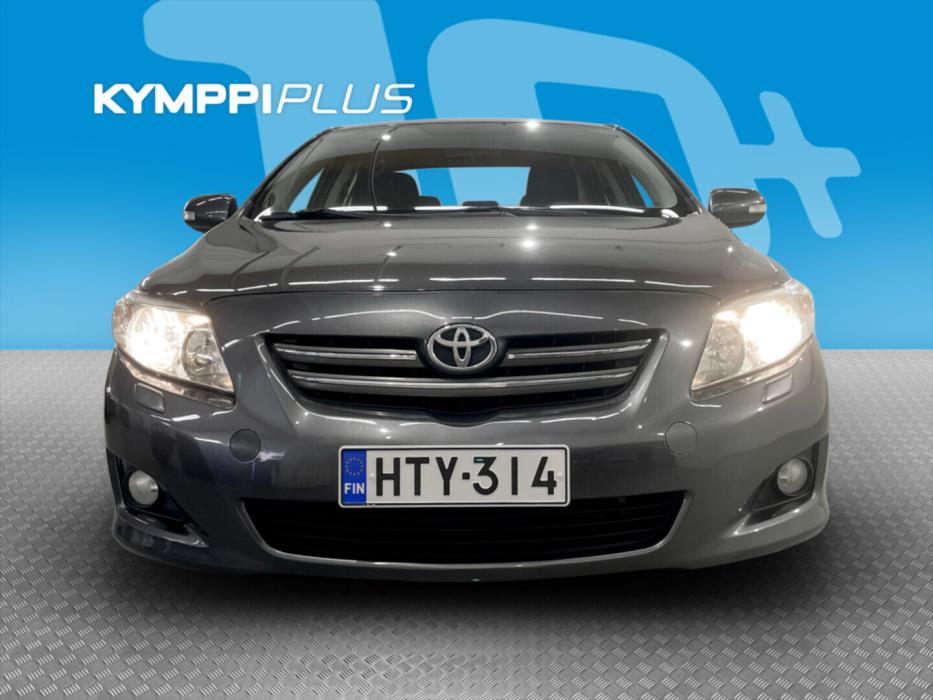 TOYOTA Corolla 2010