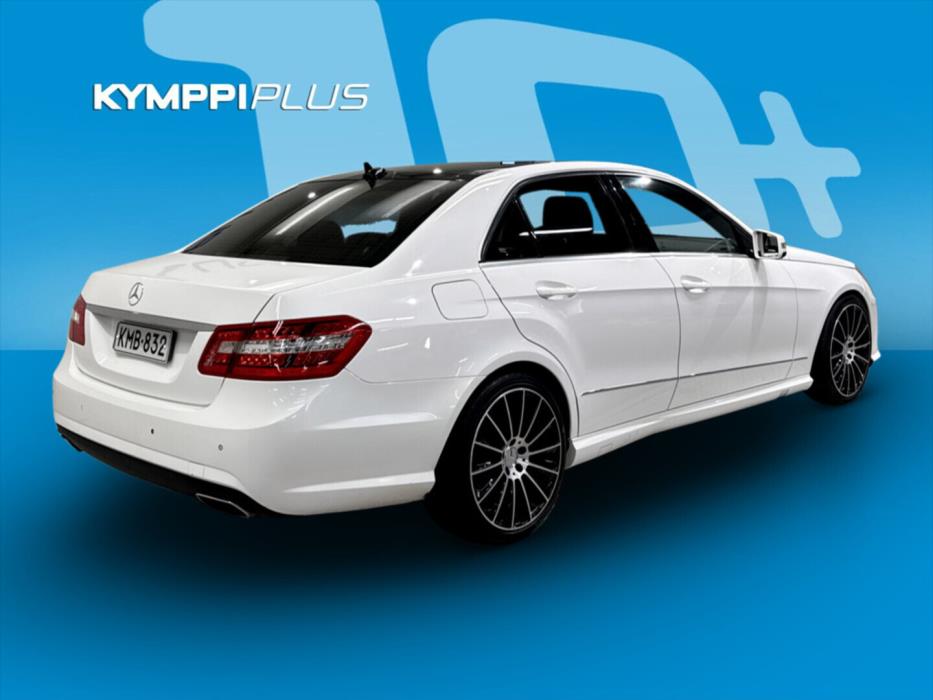 MERCEDES-BENZ E 2012