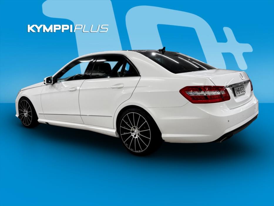 MERCEDES-BENZ E 2012