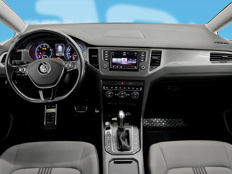 VOLKSWAGEN Golf Sportsvan 2016