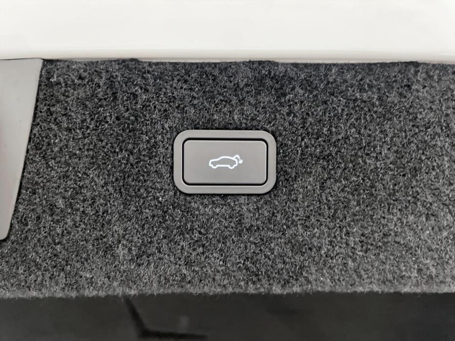 POLESTAR 4 2026
