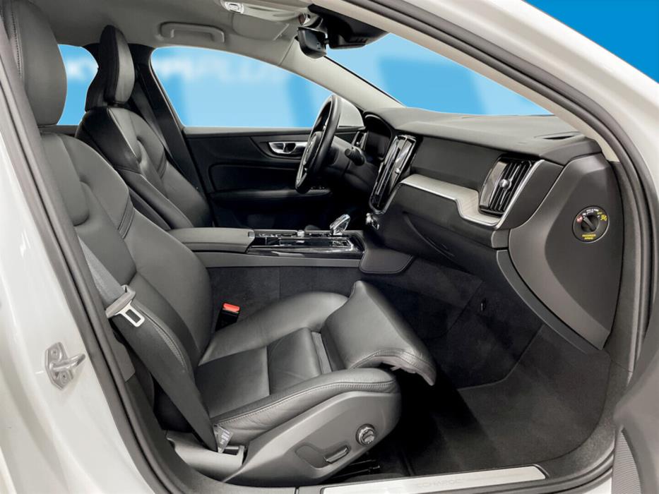 VOLVO S60 2021