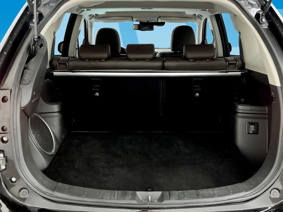 MITSUBISHI Outlander PHEV 2017