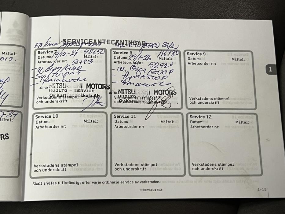 MITSUBISHI Outlander PHEV 2017