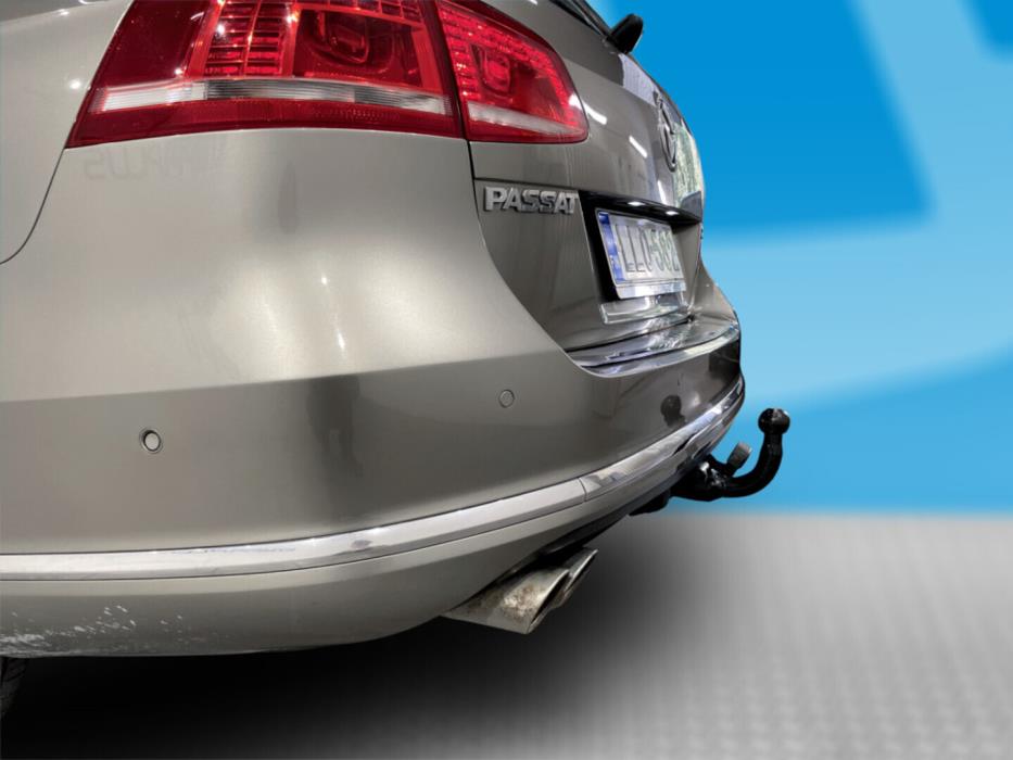 VOLKSWAGEN Passat 2012