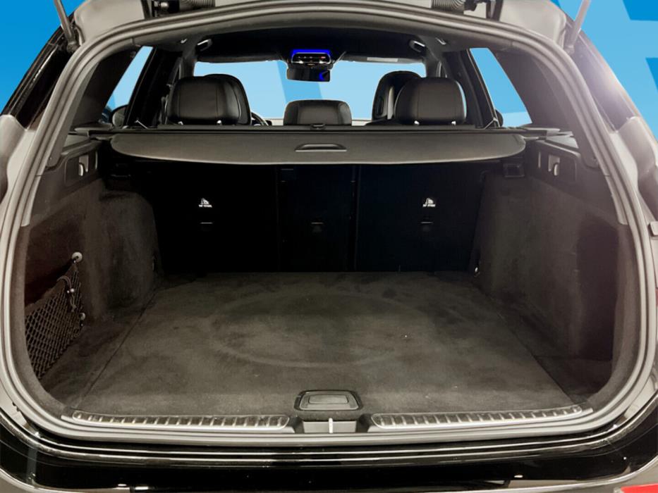 MERCEDES-BENZ C 2022
