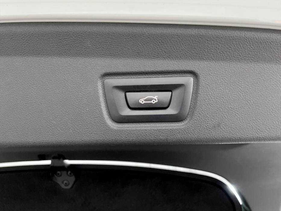 BMW i4 2023