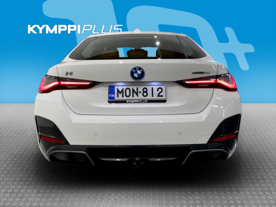 BMW i4 2023