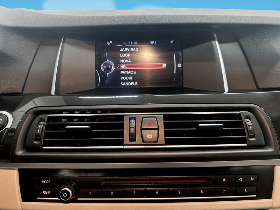 BMW 520 2015