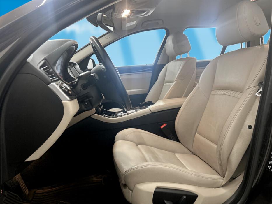 BMW 520 2015