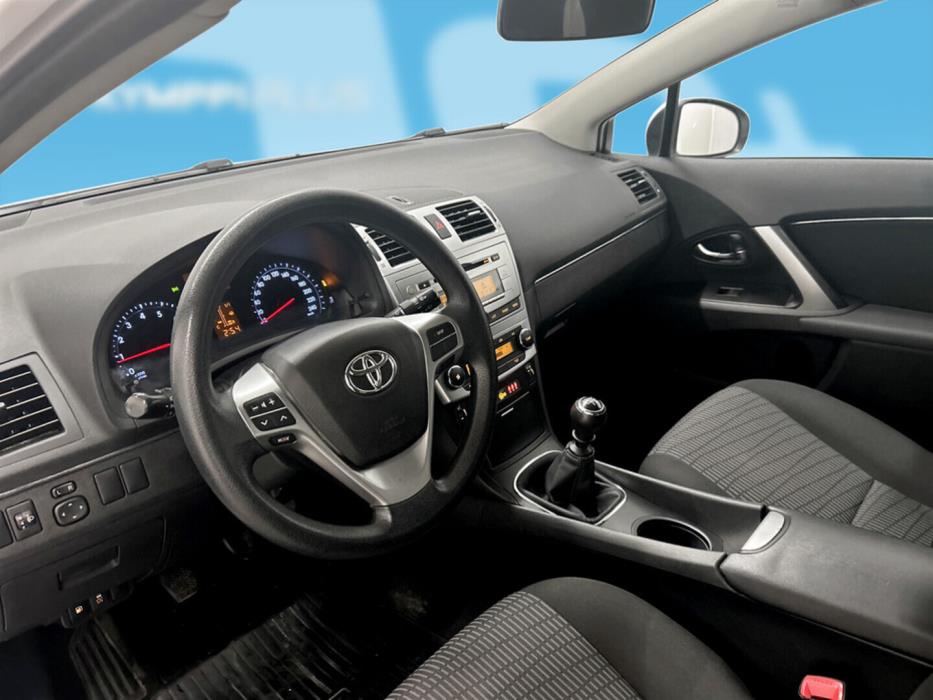 TOYOTA Avensis 2014