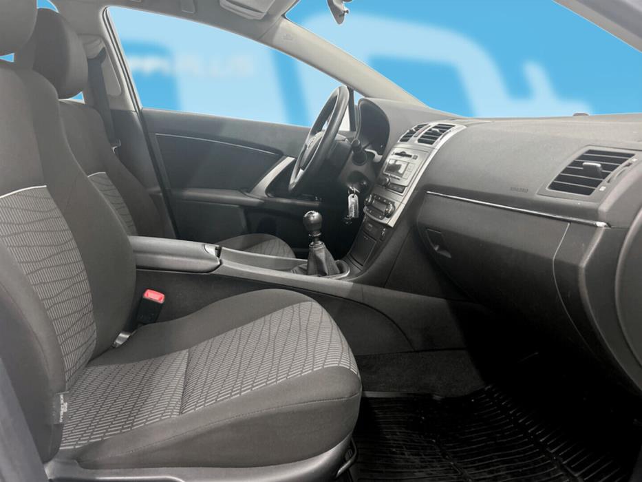 TOYOTA Avensis 2014
