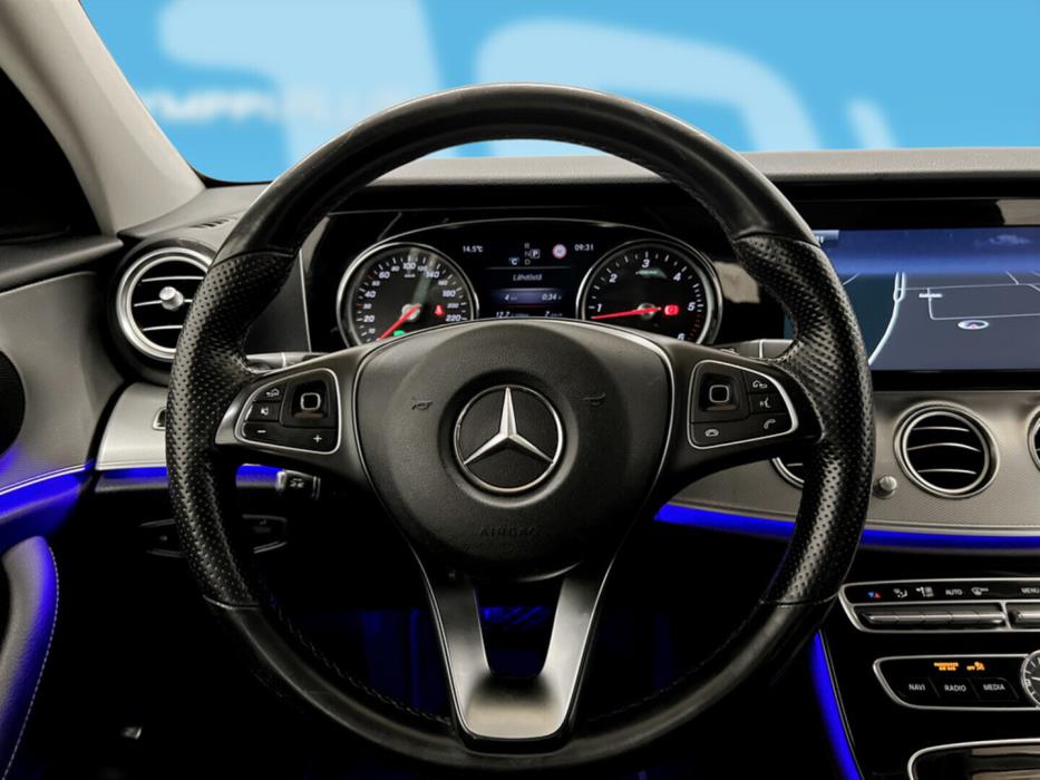 MERCEDES-BENZ E 2017